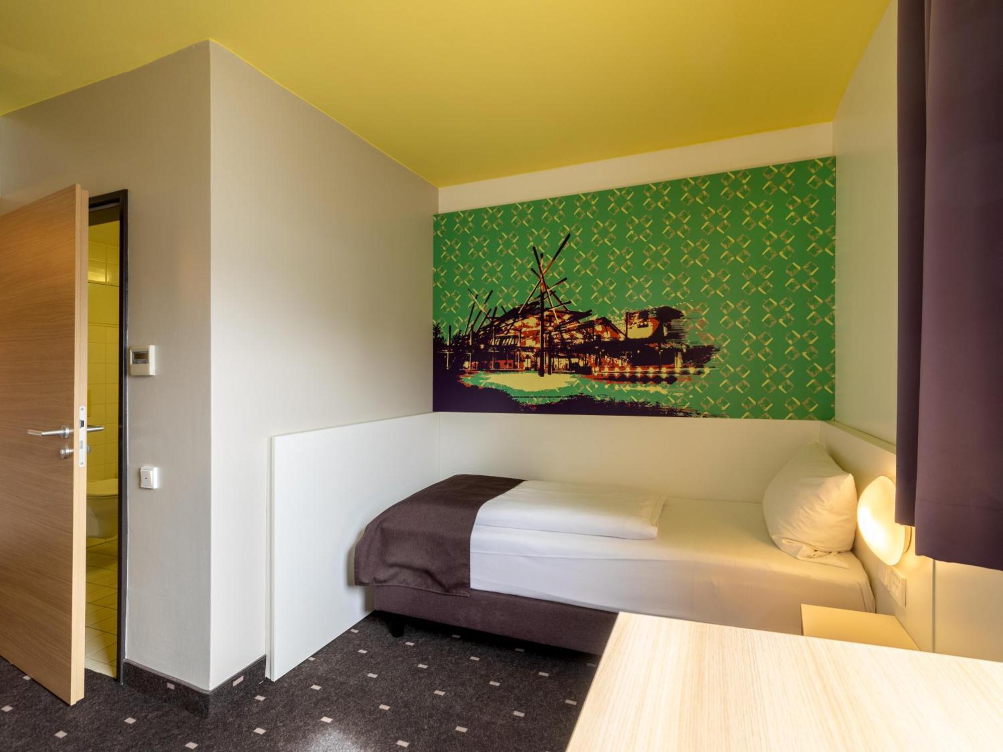 B&B Hotel Oberhausen Am Centro Eksteriør bilde