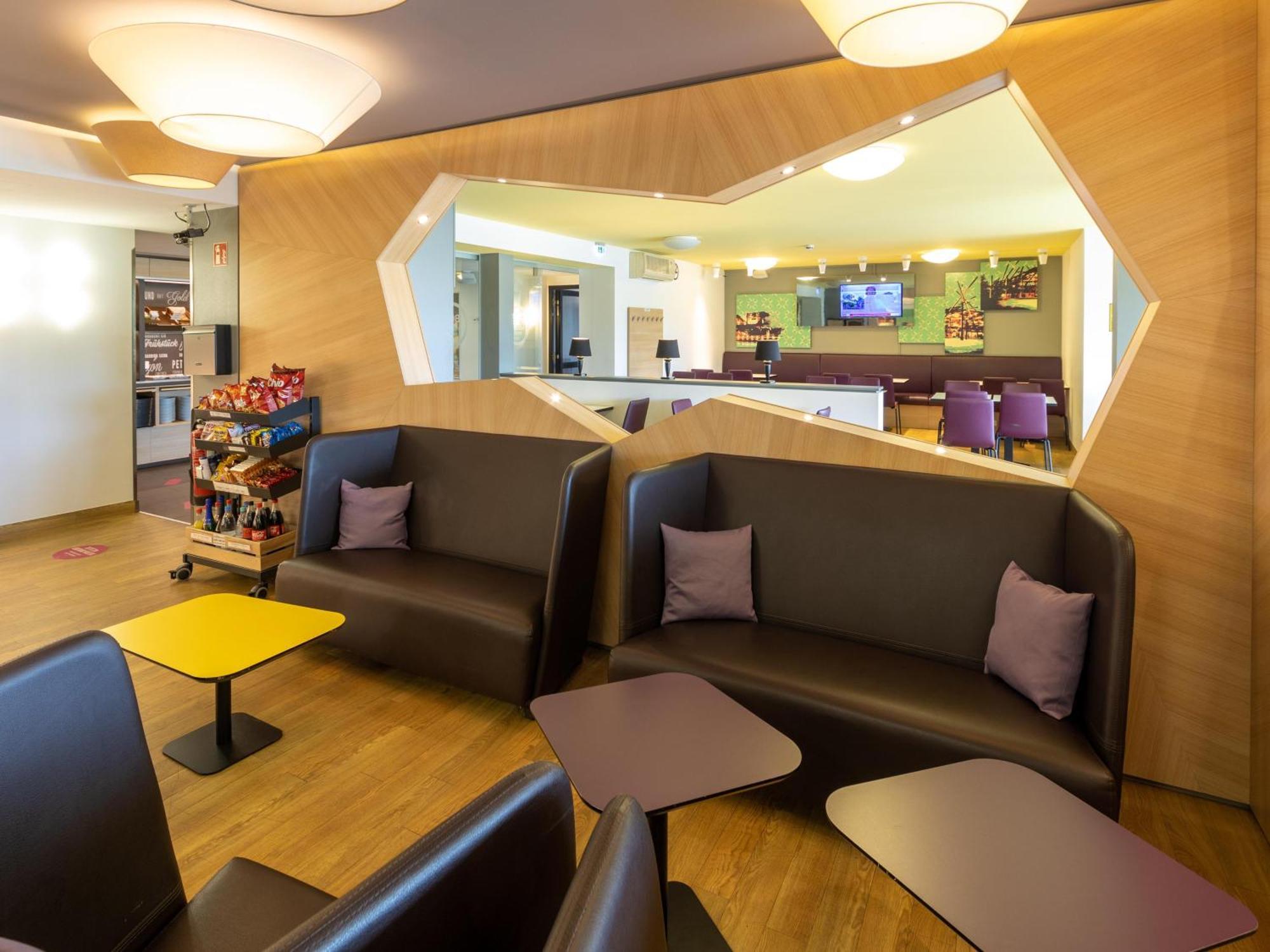B&B Hotel Oberhausen Am Centro Eksteriør bilde